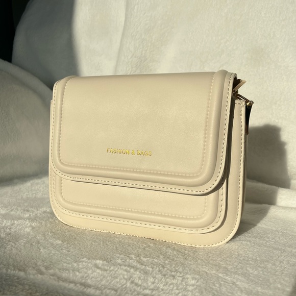 Gorgeous Bag, Creamy & Elegant Bag, NEW - Picture 2 of 12